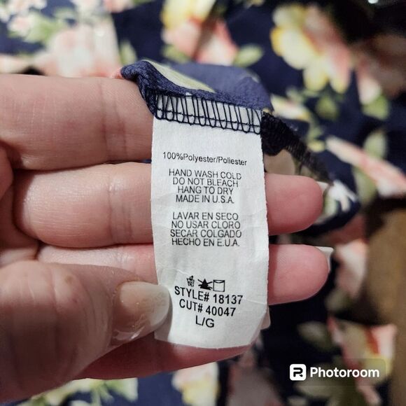 I Joah Premium Baby Doll Top Womens SZ Large Floral Ruffle V Neck Spring Bloom - Picture 6 of 6